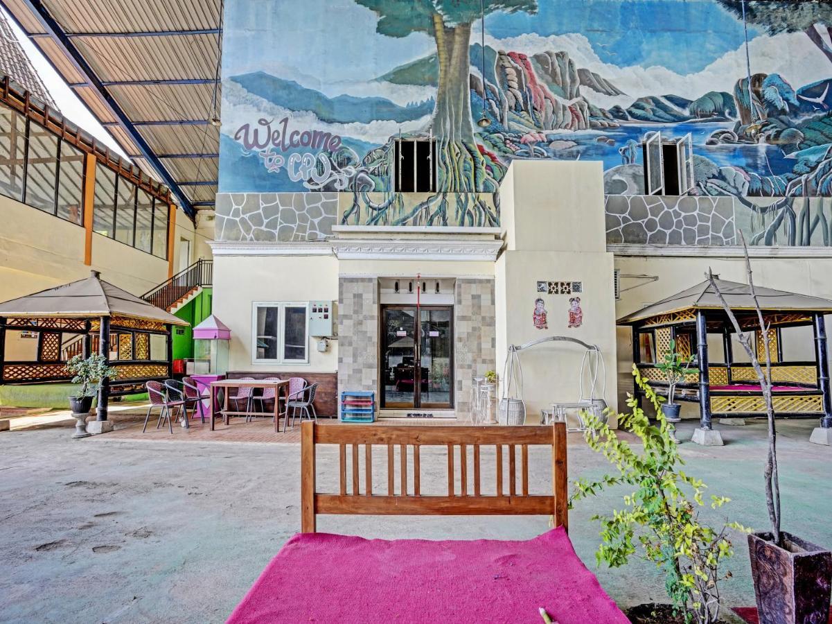 Oyo 90943 Mochi 88 Homestay Probolinggo Kültér fotó